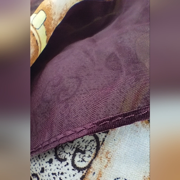 Gucci Silk Luggage Leather Strap & GG Logo Large Wrap Scarf Gray Burgund… - Picture 12 of 14